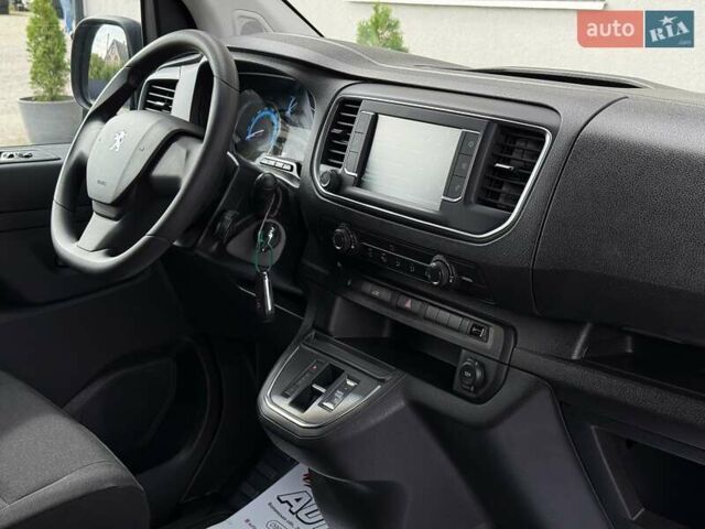 Серый Пежо e-Expert, объемом двигателя 0 л и пробегом 1 тыс. км за 30338 $, фото 50 на Automoto.ua