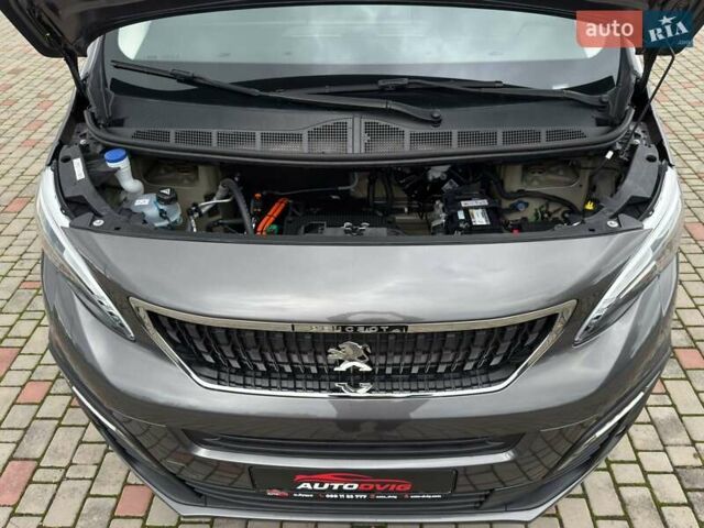 Серый Пежо e-Expert, объемом двигателя 0 л и пробегом 1 тыс. км за 30338 $, фото 51 на Automoto.ua