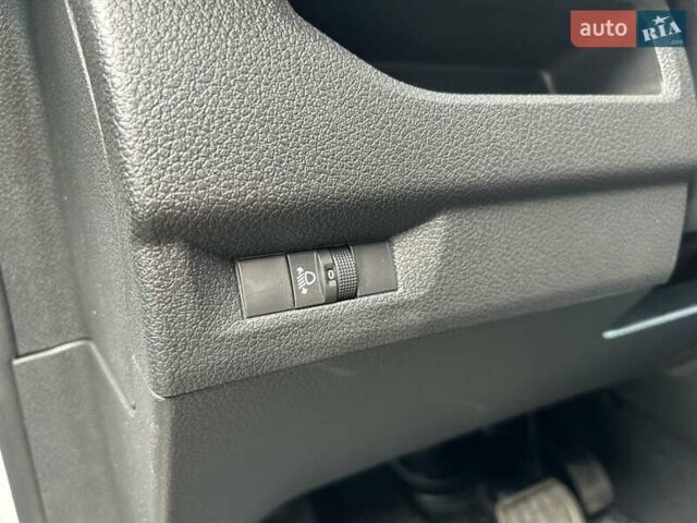 Синій Пежо e-Expert, об'ємом двигуна 0 л та пробігом 24 тис. км за 24900 $, фото 13 на Automoto.ua