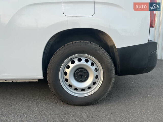 Білий Пежо E-Partner, об'ємом двигуна 0 л та пробігом 1 тис. км за 23500 $, фото 4 на Automoto.ua