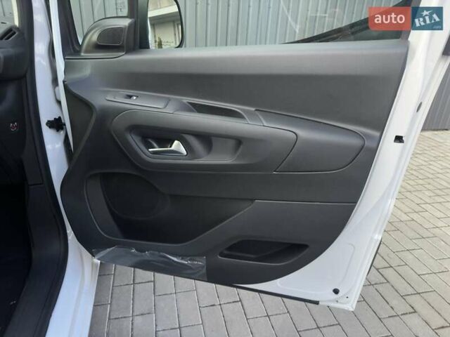 Білий Пежо E-Partner, об'ємом двигуна 0 л та пробігом 1 тис. км за 23006 $, фото 18 на Automoto.ua