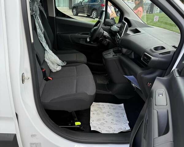 Белый Пежо E-Partner, объемом двигателя 0 л и пробегом 1 тыс. км за 24234 $, фото 16 на Automoto.ua