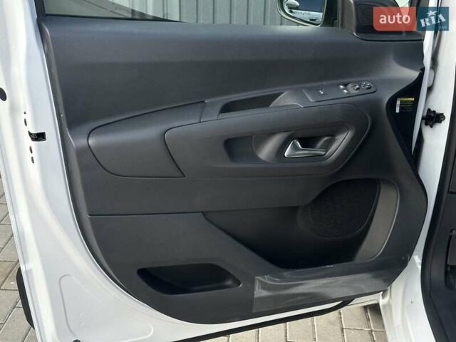 Білий Пежо E-Partner, об'ємом двигуна 0 л та пробігом 1 тис. км за 23006 $, фото 19 на Automoto.ua