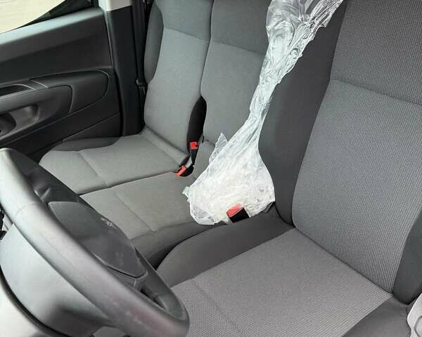 Белый Пежо E-Partner, объемом двигателя 0 л и пробегом 1 тыс. км за 24234 $, фото 13 на Automoto.ua