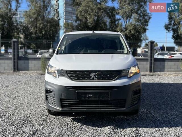 Белый Пежо E-Partner, объемом двигателя 0 л и пробегом 1 тыс. км за 22500 $, фото 5 на Automoto.ua