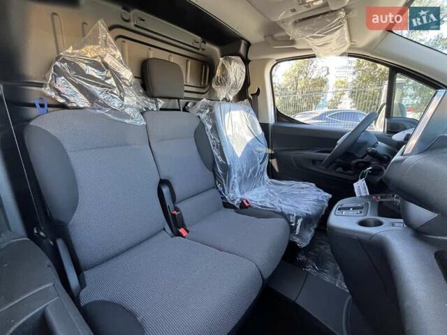 Белый Пежо E-Partner, объемом двигателя 0 л и пробегом 1 тыс. км за 22500 $, фото 10 на Automoto.ua