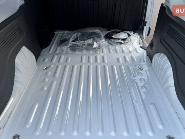 Пежо E-Partner, объемом двигателя 0 л и пробегом 0 тыс. км за 22458 $, фото 18 на Automoto.ua