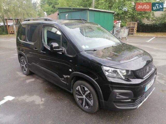 Черный Пежо e-Rifter, объемом двигателя 0 л и пробегом 39 тыс. км за 21600 $, фото 26 на Automoto.ua