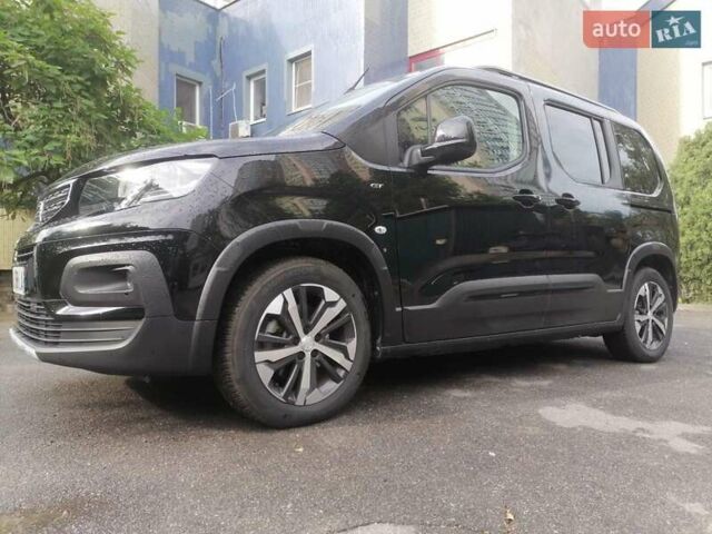 Черный Пежо e-Rifter, объемом двигателя 0 л и пробегом 39 тыс. км за 21600 $, фото 31 на Automoto.ua