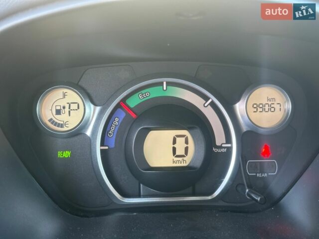 Білий Пежо iOн, об'ємом двигуна 0 л та пробігом 99 тис. км за 4208 $, фото 7 на Automoto.ua