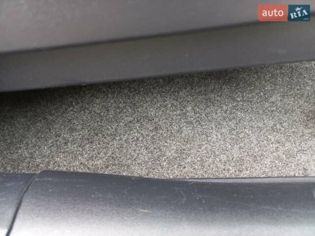 Белый Пежо иOн, объемом двигателя 0 л и пробегом 96 тыс. км за 4500 $, фото 40 на Automoto.ua