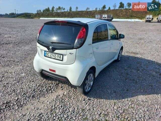Білий Пежо iOн, об'ємом двигуна 0 л та пробігом 103 тис. км за 5000 $, фото 11 на Automoto.ua