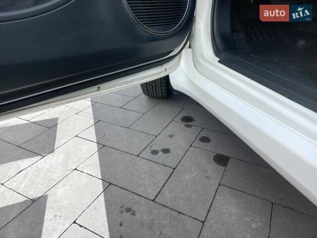 Белый Пежо иOн, объемом двигателя 0 л и пробегом 96 тыс. км за 4500 $, фото 10 на Automoto.ua