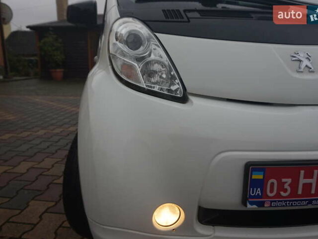 Белый Пежо иOн, объемом двигателя 0 л и пробегом 84 тыс. км за 3550 $, фото 20 на Automoto.ua