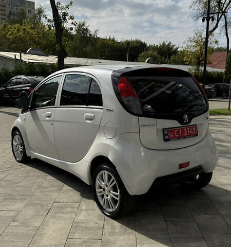 Білий Пежо iOн, об'ємом двигуна 0 л та пробігом 90 тис. км за 3999 $, фото 8 на Automoto.ua