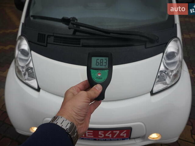 Белый Пежо иOн, объемом двигателя 0 л и пробегом 84 тыс. км за 3550 $, фото 56 на Automoto.ua