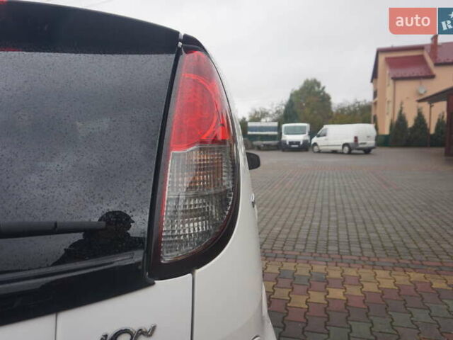 Белый Пежо иOн, объемом двигателя 0 л и пробегом 84 тыс. км за 3550 $, фото 21 на Automoto.ua
