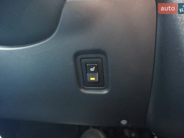 Белый Пежо иOн, объемом двигателя 0 л и пробегом 84 тыс. км за 3550 $, фото 33 на Automoto.ua