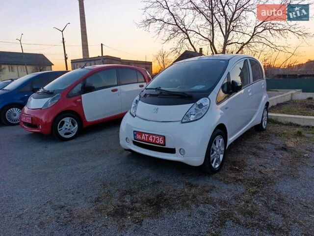 Белый Пежо иOн, объемом двигателя 0 л и пробегом 69 тыс. км за 4299 $, фото 21 на Automoto.ua