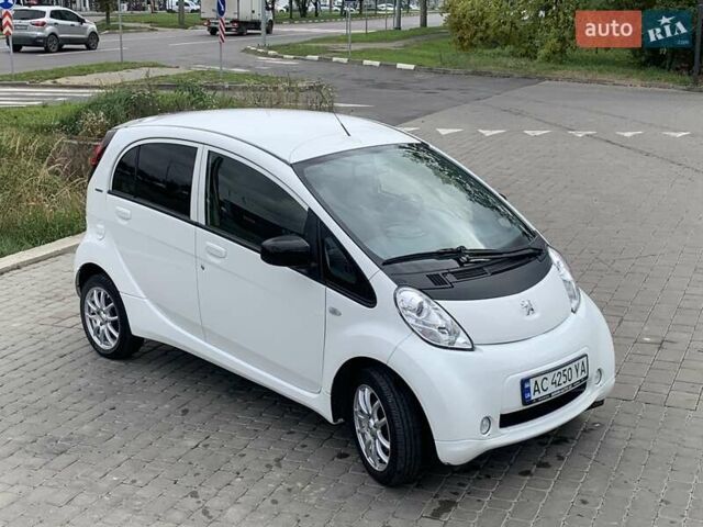 Пежо iOн 2014 у Луцьку на Automoto.ua Білий Пежо iOн, об'ємом двигуна 0 л та пробігом 49 тис. км за 4950 $, фото 21 на Automoto.ua