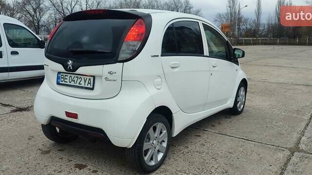 Білий Пежо iOн, об'ємом двигуна 0 л та пробігом 77 тис. км за 5400 $, фото 5 на Automoto.ua