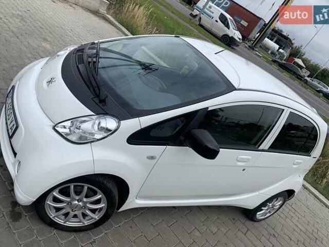 Пежо iOн 2014 у Луцьку на Automoto.ua Білий Пежо iOн, об'ємом двигуна 0 л та пробігом 49 тис. км за 4950 $, фото 15 на Automoto.ua