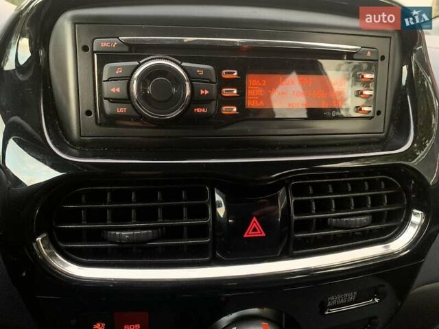 Пежо iOн 2014 у Луцьку на Automoto.ua Білий Пежо iOн, об'ємом двигуна 0 л та пробігом 49 тис. км за 4950 $, фото 25 на Automoto.ua