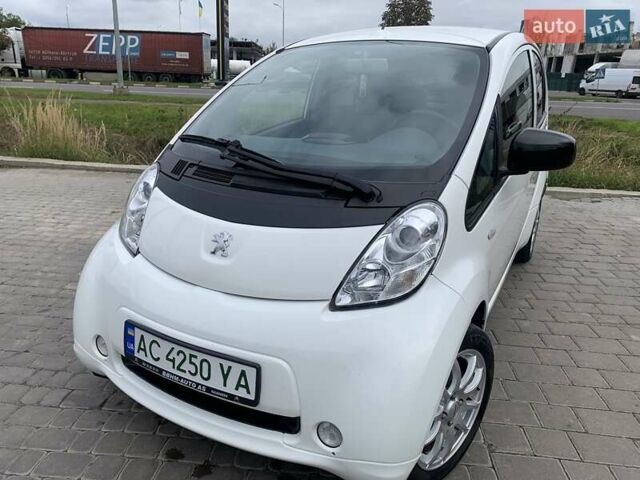 Пежо iOн 2014 у Луцьку на Automoto.ua Білий Пежо iOн, об'ємом двигуна 0 л та пробігом 49 тис. км за 4950 $, фото 16 на Automoto.ua