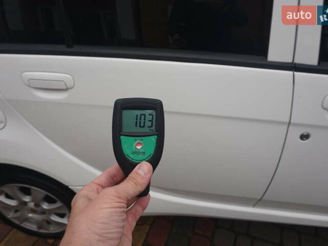Белый Пежо иOн, объемом двигателя 0 л и пробегом 103 тыс. км за 4200 $, фото 59 на Automoto.ua