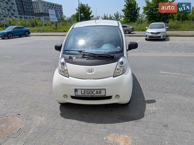 Білий Пежо iOн, об'ємом двигуна 0 л та пробігом 100 тис. км за 4900 $, фото 7 на Automoto.ua