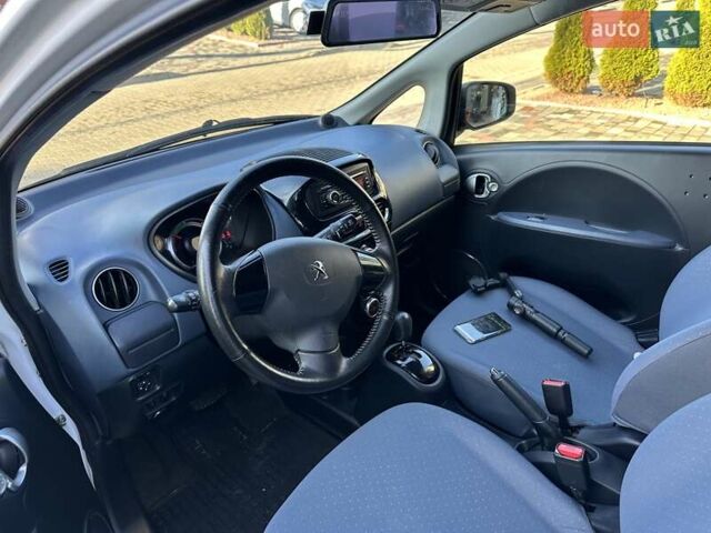 Белый Пежо иOн, объемом двигателя 0 л и пробегом 67 тыс. км за 4999 $, фото 5 на Automoto.ua
