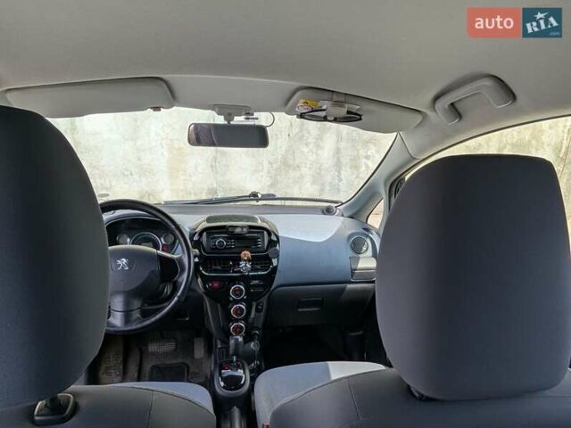 Білий Пежо iOн, об'ємом двигуна 0 л та пробігом 100 тис. км за 4900 $, фото 12 на Automoto.ua