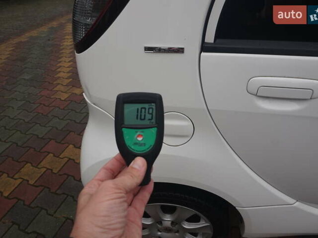 Белый Пежо иOн, объемом двигателя 0 л и пробегом 103 тыс. км за 4200 $, фото 58 на Automoto.ua