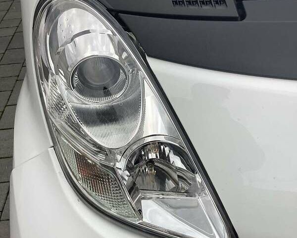 Білий Пежо iOн, об'ємом двигуна 0 л та пробігом 89 тис. км за 5199 $, фото 18 на Automoto.ua