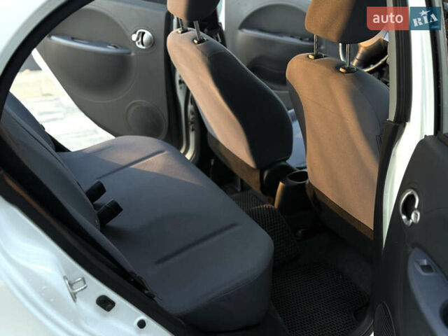 Білий Пежо iOн, об'ємом двигуна 0 л та пробігом 85 тис. км за 5650 $, фото 32 на Automoto.ua