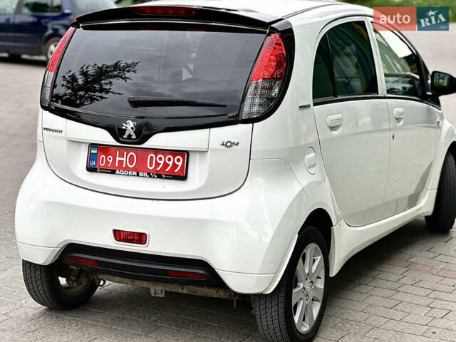 Белый Пежо иOн, объемом двигателя 0 л и пробегом 55 тыс. км за 7999 $, фото 22 на Automoto.ua