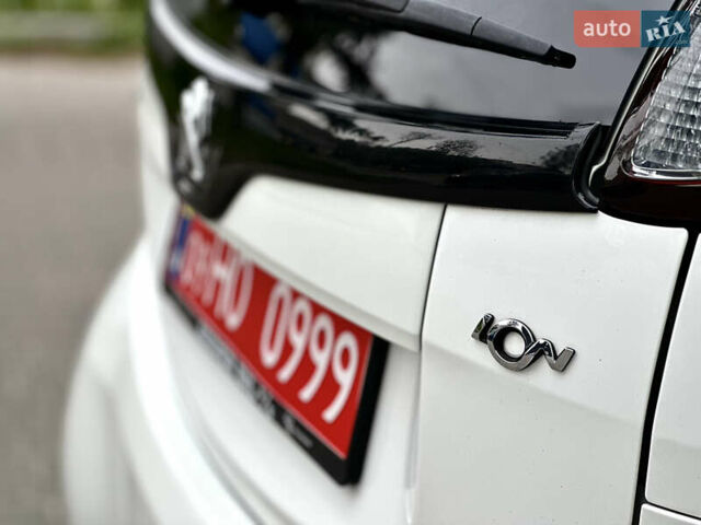 Белый Пежо иOн, объемом двигателя 0 л и пробегом 55 тыс. км за 7999 $, фото 29 на Automoto.ua