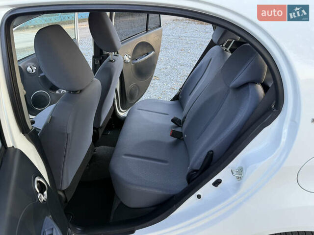 Белый Пежо иOн, объемом двигателя 0 л и пробегом 30 тыс. км за 6800 $, фото 10 на Automoto.ua