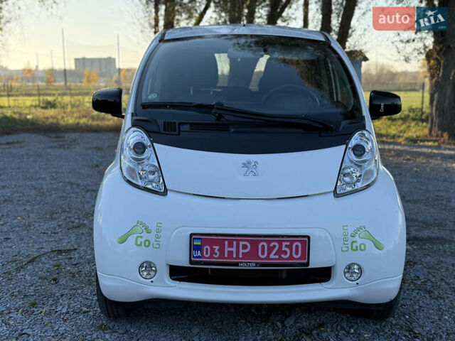 Белый Пежо иOн, объемом двигателя 0 л и пробегом 30 тыс. км за 6800 $, фото 1 на Automoto.ua