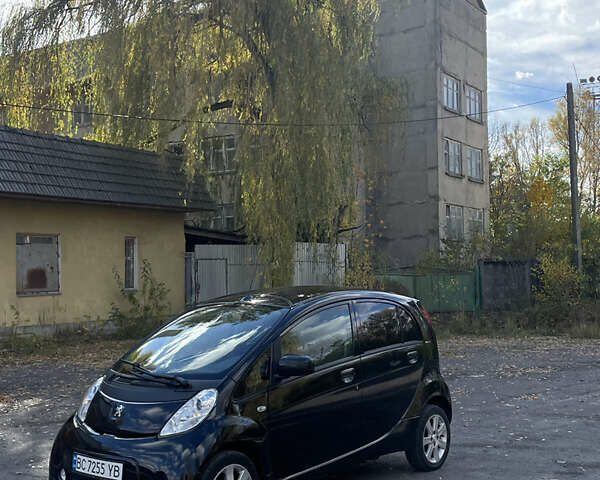 Черный Пежо иOн, объемом двигателя 0 л и пробегом 121 тыс. км за 4500 $, фото 1 на Automoto.ua