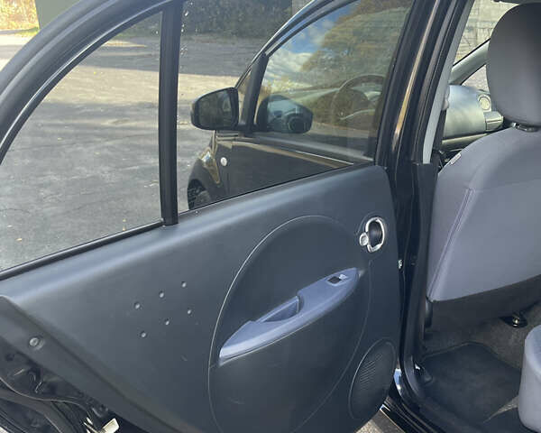 Черный Пежо иOн, объемом двигателя 0 л и пробегом 121 тыс. км за 4500 $, фото 13 на Automoto.ua