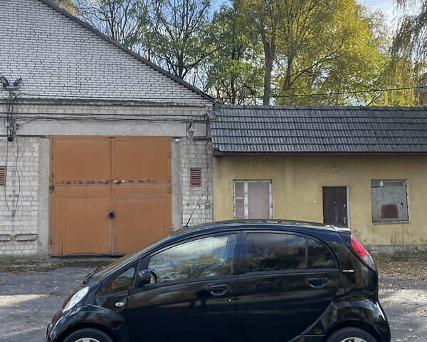 Черный Пежо иOн, объемом двигателя 0 л и пробегом 121 тыс. км за 4500 $, фото 2 на Automoto.ua