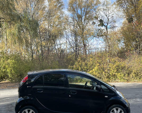 Черный Пежо иOн, объемом двигателя 0 л и пробегом 121 тыс. км за 4500 $, фото 6 на Automoto.ua