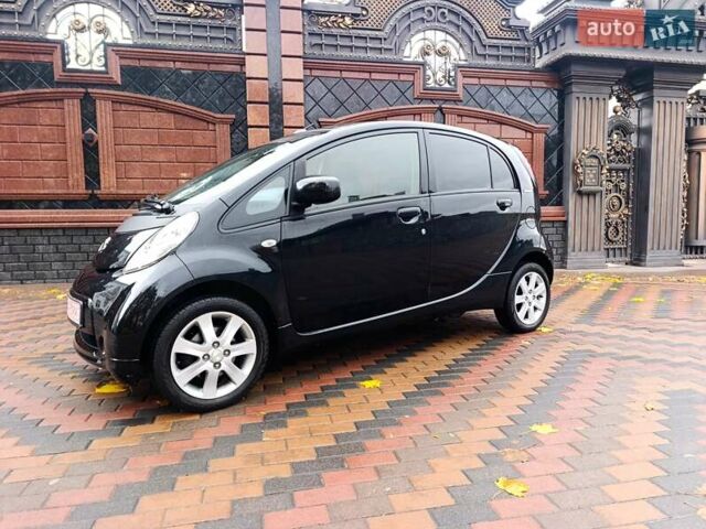 Черный Пежо иOн, объемом двигателя 0 л и пробегом 112 тыс. км за 3999 $, фото 13 на Automoto.ua