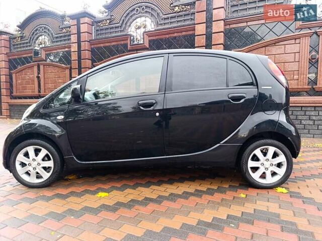 Черный Пежо иOн, объемом двигателя 0 л и пробегом 112 тыс. км за 3999 $, фото 12 на Automoto.ua