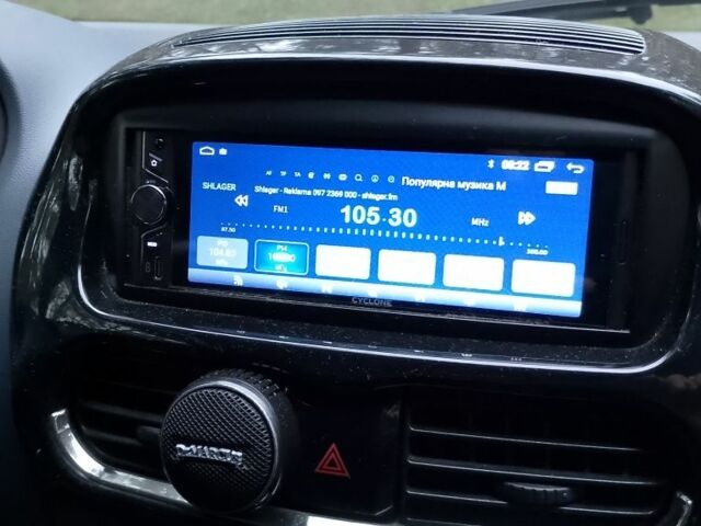 Чорний Пежо iOн, об'ємом двигуна 0 л та пробігом 80 тис. км за 5300 $, фото 12 на Automoto.ua