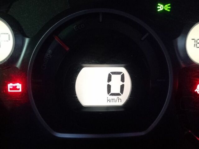 Чорний Пежо iOн, об'ємом двигуна 0 л та пробігом 80 тис. км за 5300 $, фото 8 на Automoto.ua