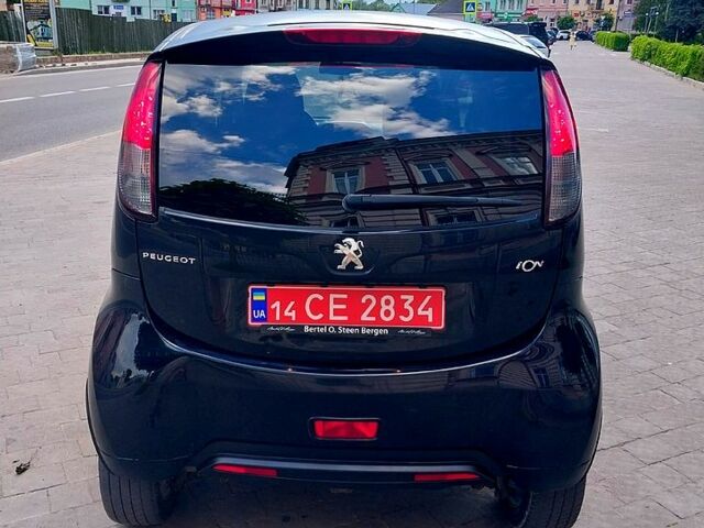 Черный Пежо иOн, объемом двигателя 47 л и пробегом 137 тыс. км за 4700 $, фото 4 на Automoto.ua