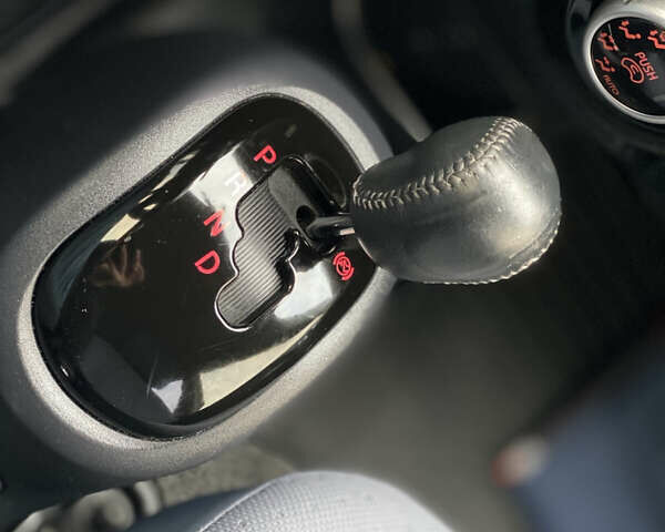 Черный Пежо иOн, объемом двигателя 0 л и пробегом 109 тыс. км за 4599 $, фото 31 на Automoto.ua