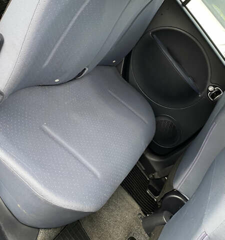 Черный Пежо иOн, объемом двигателя 0 л и пробегом 109 тыс. км за 4599 $, фото 19 на Automoto.ua